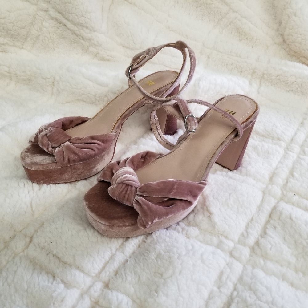 H&M Velvety Dusty Pink platform heels 8